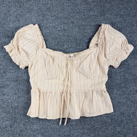 URBAN Romantics Tops - Urban Romantics Blouse Womens Medium Beige Puff Sleeve Smocked Peplum Top